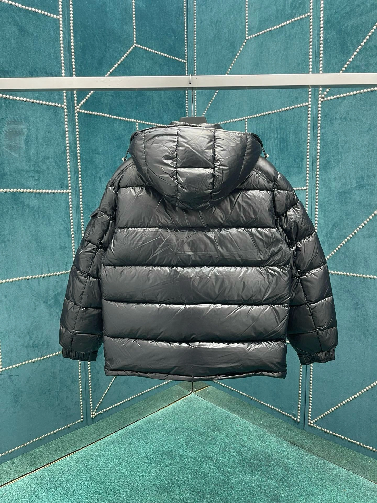 wg.luxury- 7o9385r Down Jacket oversized 2colour item:D-F409J1939-2
